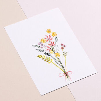 Ansichtkaart met bosje bloemen in pastel